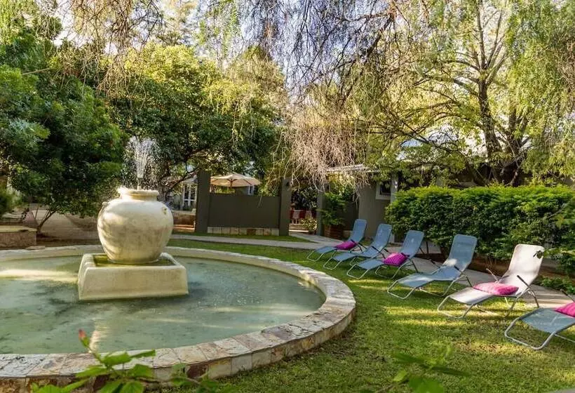 هتل Village Boutique