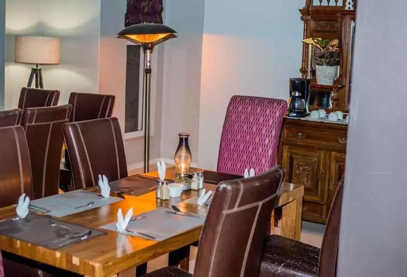 هتل Village Boutique