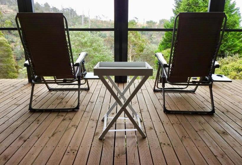 Launceston Apartment Bed And Breakfast Retreat