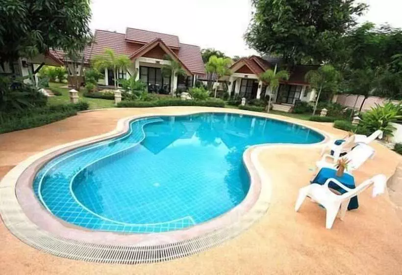 Pang Rujee Resort