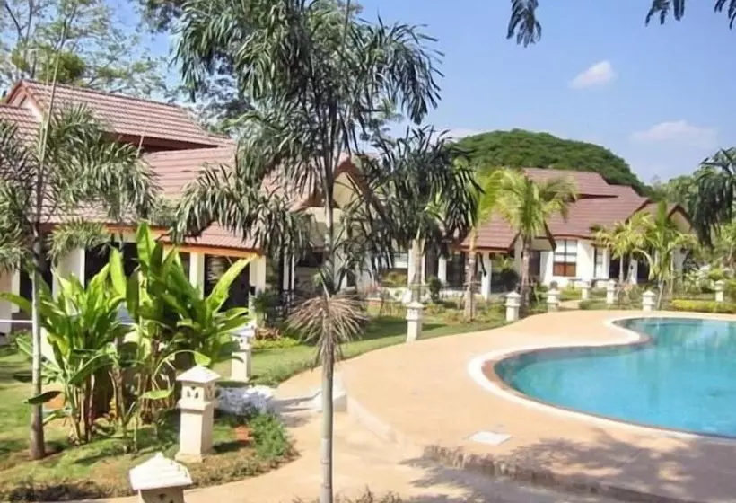 Pang Rujee Resort