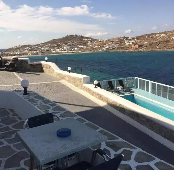 هتل Vana Holidays