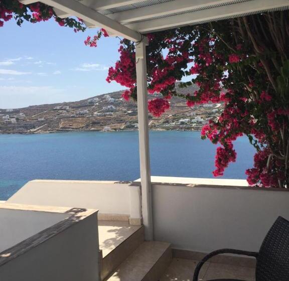 فندق Vana Holidays