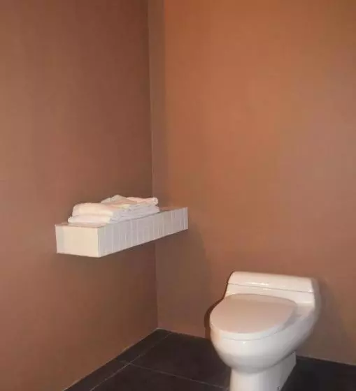 تختخواب و صبحانه Blue Parrot