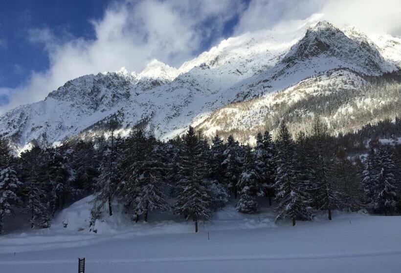 ベッドアンドブレックファースト Clé Du Paradis