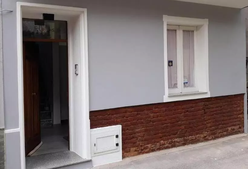 ベッドアンドブレックファースト Elpidios Galatro Terme