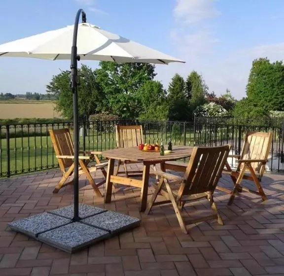 Bed and Breakfast One M