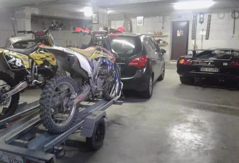 Bed and Breakfast One M