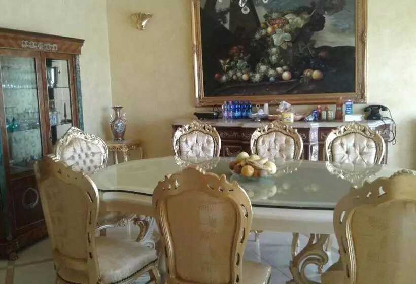 Bed and Breakfast One M