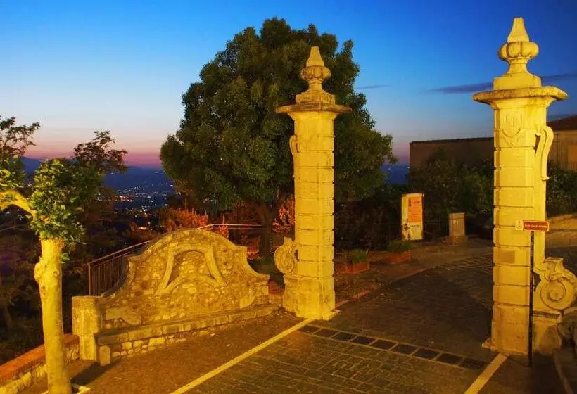 Aamiaismajoitus (B&B) Palazzo Ruggiero