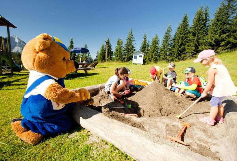Dachstein West Hotel Gmbh Kirchenwirt Russbach