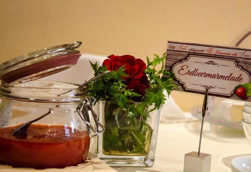 Dachstein West Hotel Gmbh Kirchenwirt Russbach