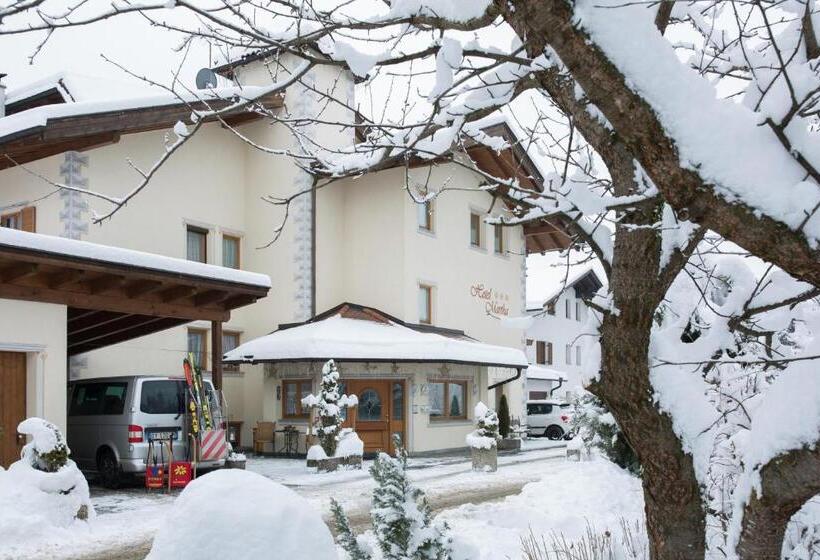 Отель B&b Martha