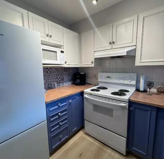 Hotelli Borgata Lodge Resort