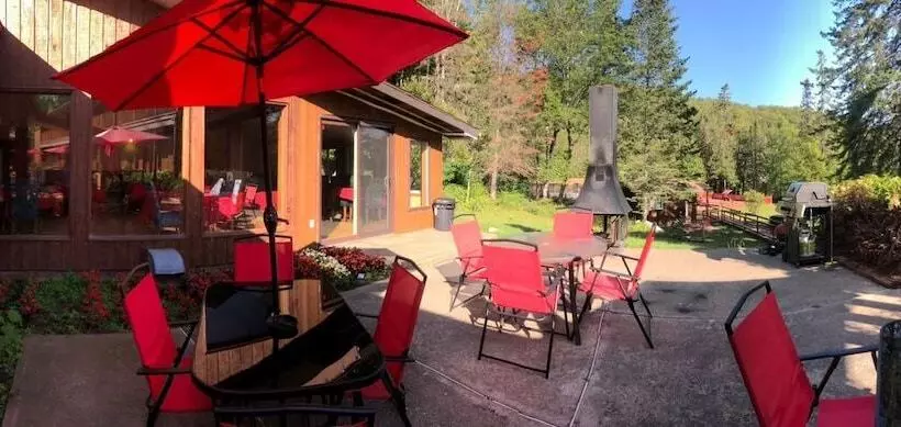 Hotelli Hôtel Du Lac Lenore