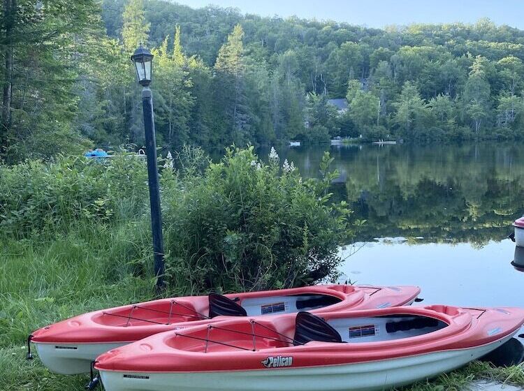 בית מלון כפרי Hôtel Du Lac Lenore