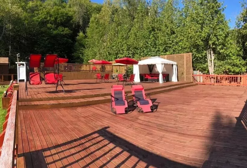 Hotelli Hôtel Du Lac Lenore