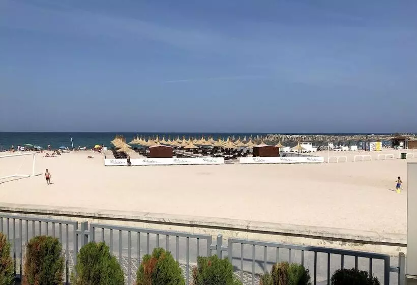 هتل New Belvedere