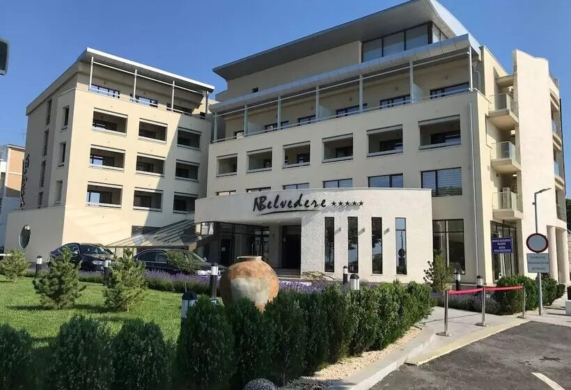 هتل New Belvedere