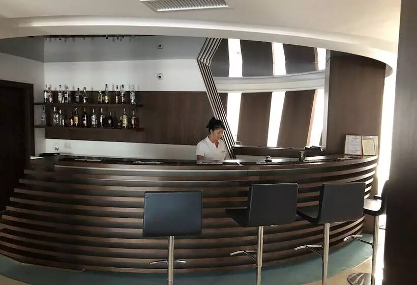 هتل New Belvedere