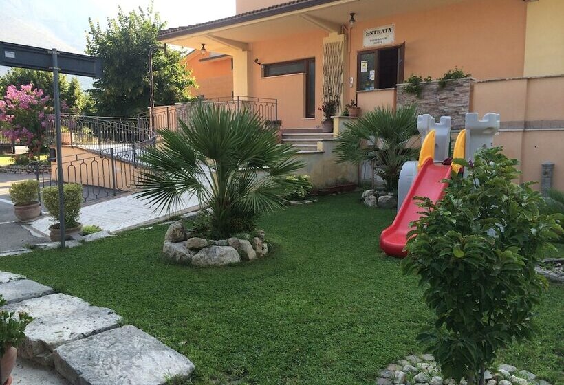 ホテル Ristorante Villa Pegaso