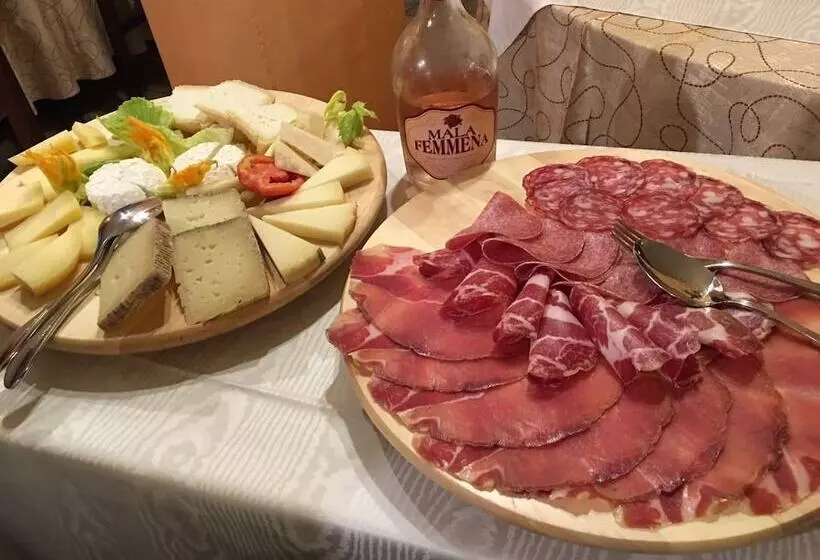 Hotelli Ristorante Villa Pegaso