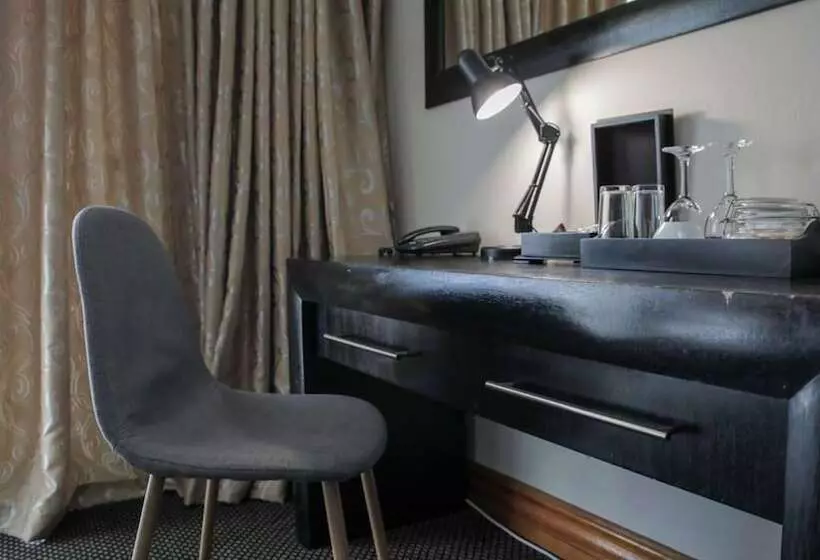 ホテル Ruby Stone Boutique