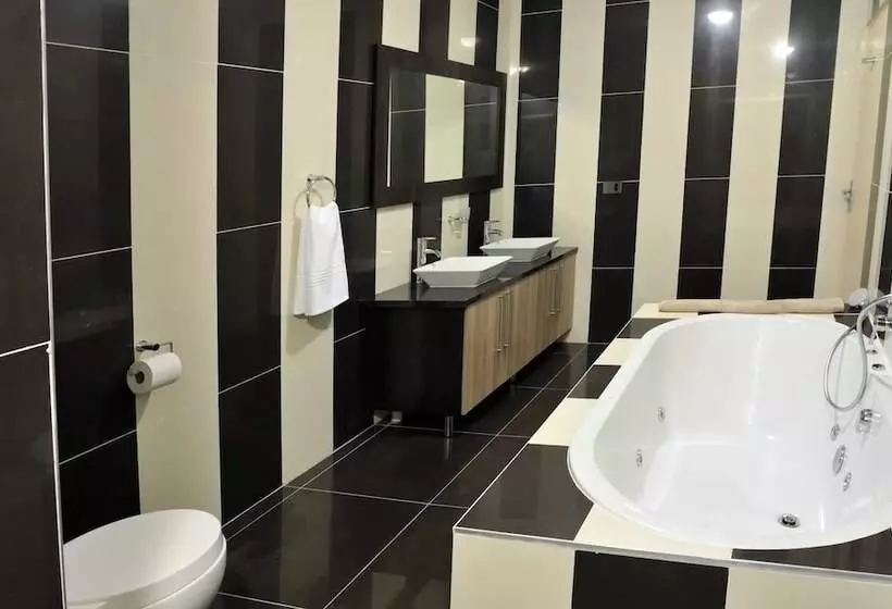 ホテル Ruby Stone Boutique