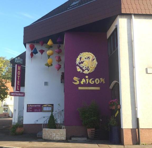 בית מלון כפרי Saigon