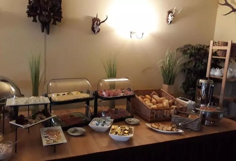 Hotelli Und Appartements Jägerhof Rügen