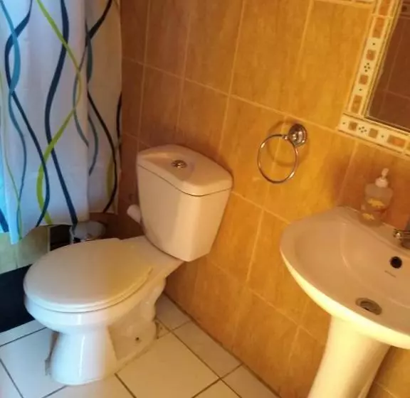 هتل Victoria Hostal