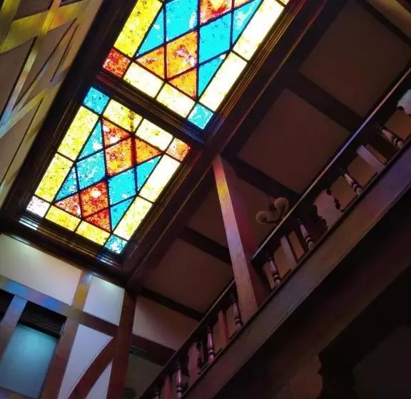 هتل Victoria Hostal