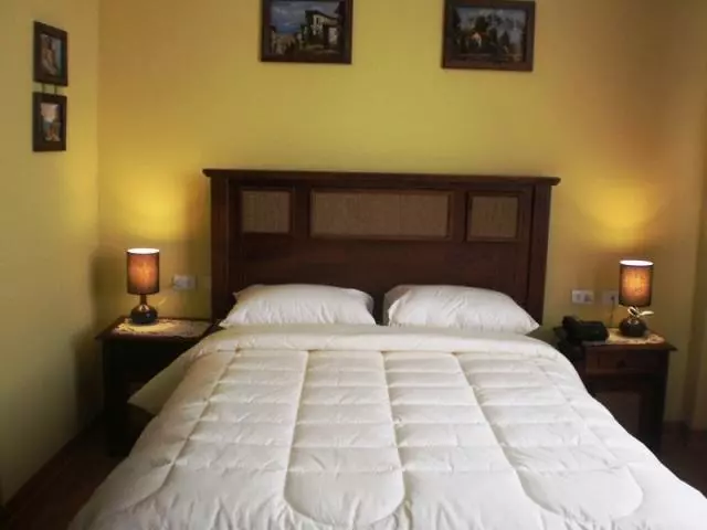 هتل Victoria Hostal