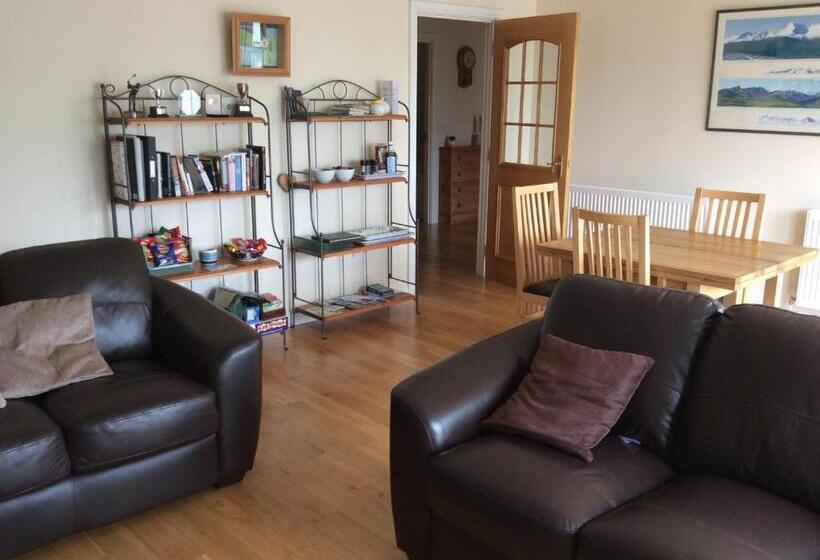 Stonewater House Vegan Bed And Breakfast