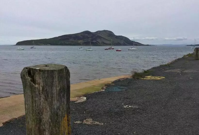 Stonewater House Vegan Bed And Breakfast