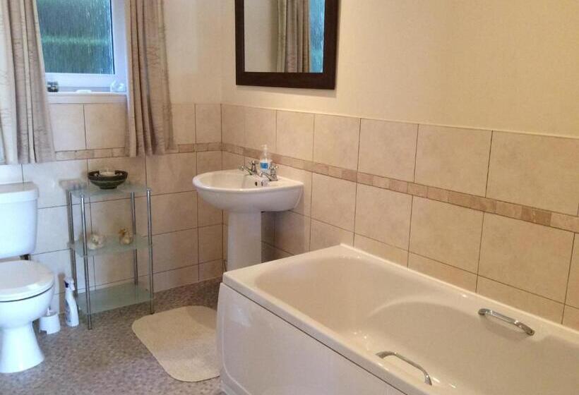 Stonewater House Vegan Bed And Breakfast