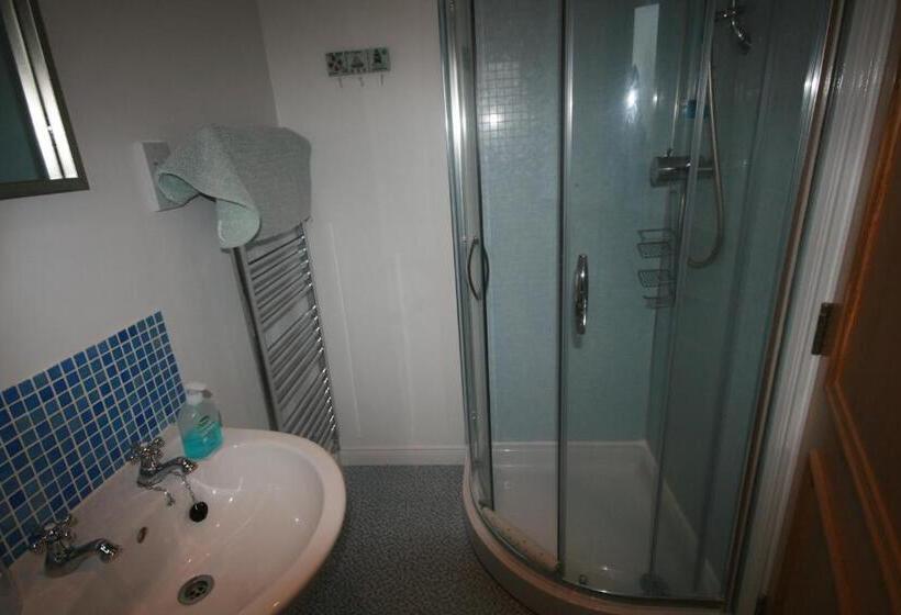 Stonewater House Vegan Bed And Breakfast