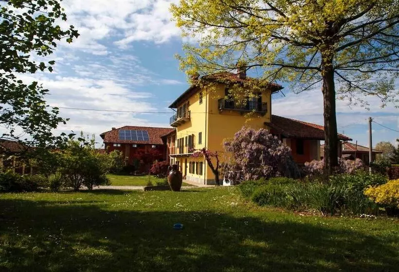 Aamiaismajoitus (B&B) Cascina Belmonte