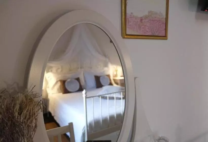 Aamiaismajoitus (B&B) Dimora Amina