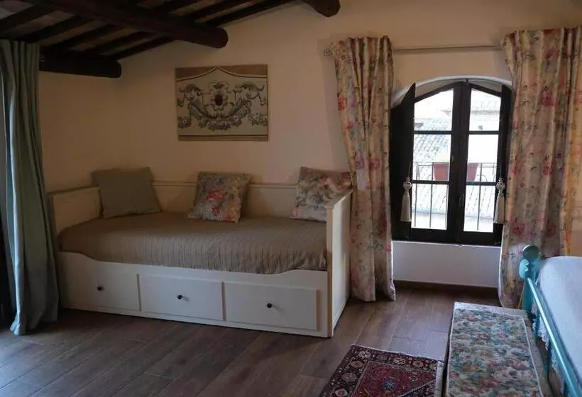 Aamiaismajoitus (B&B) Dimora Amina