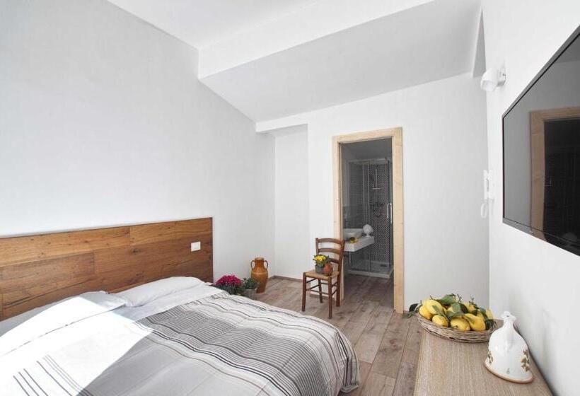 تختخواب و صبحانه Porta Degli Antichi Casali