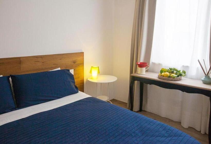 تختخواب و صبحانه Porta Degli Antichi Casali