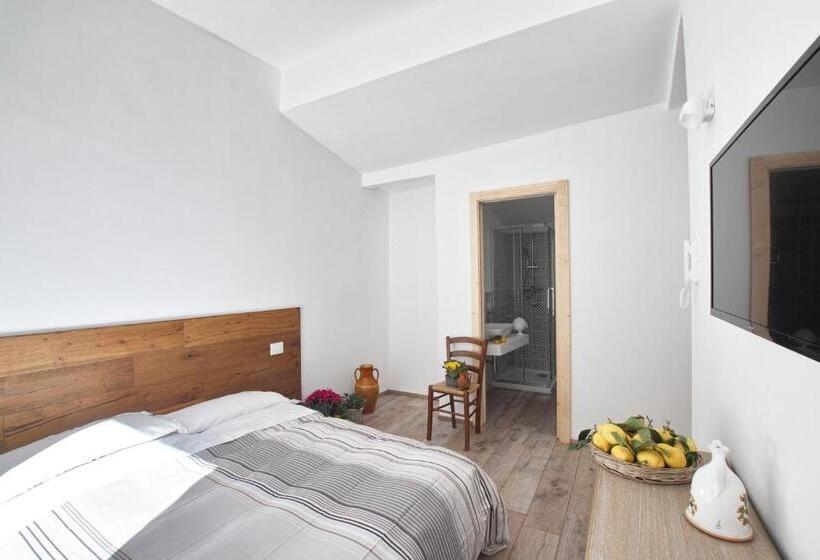 تختخواب و صبحانه Porta Degli Antichi Casali