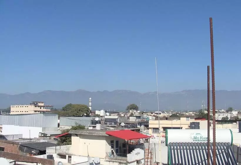 ホテル Abhinandan Grand