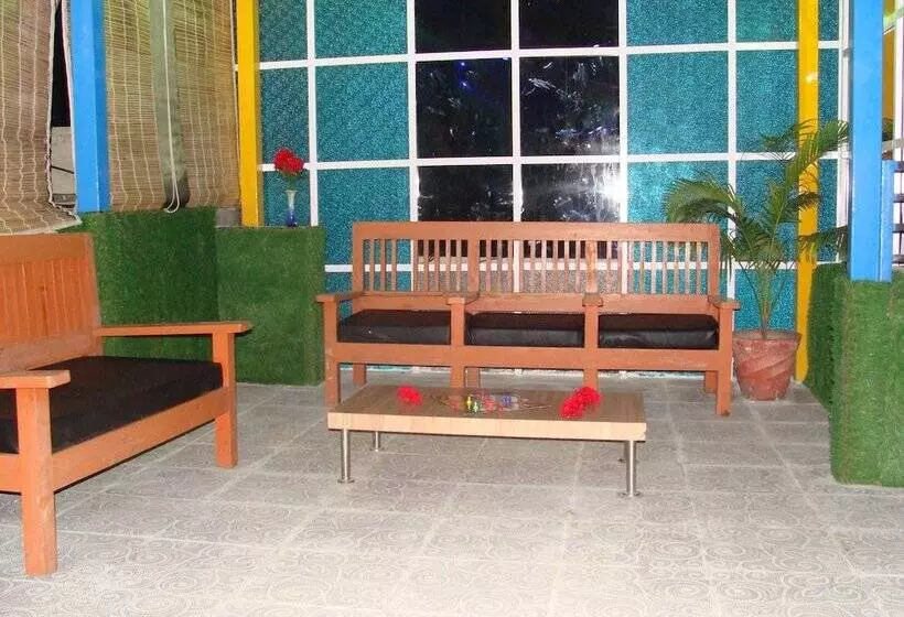 ホテル Abhinandan Grand