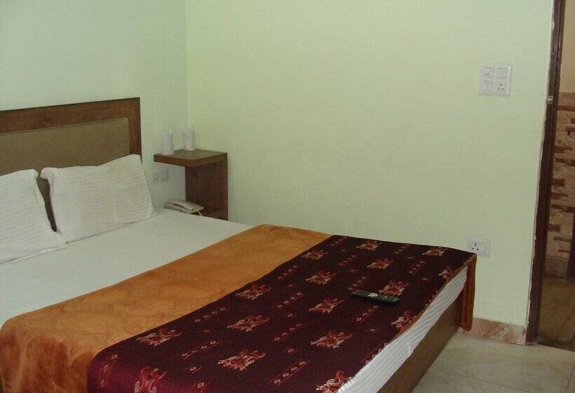 Hotel Abhinandan Grand