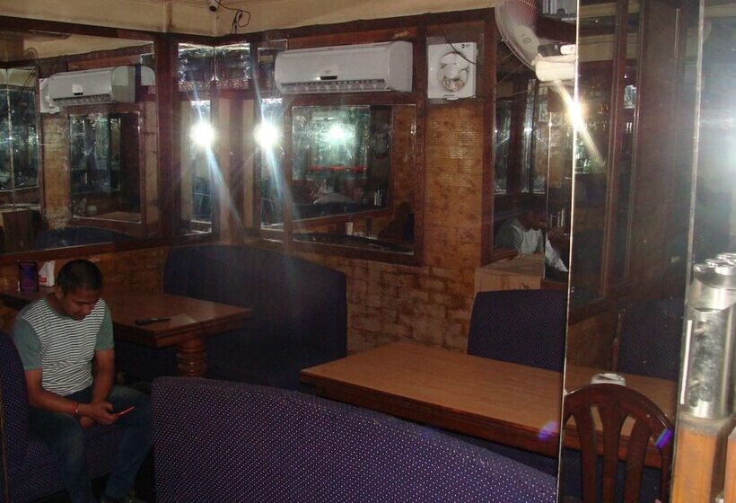 Hotel Abhinandan Grand