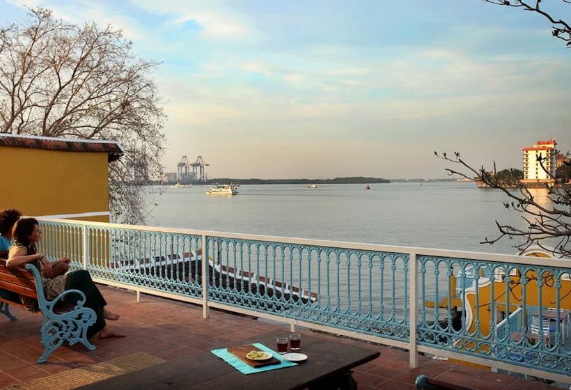 בית מלון כפרי Bloom Boutique, Waterfront Fort Kochi