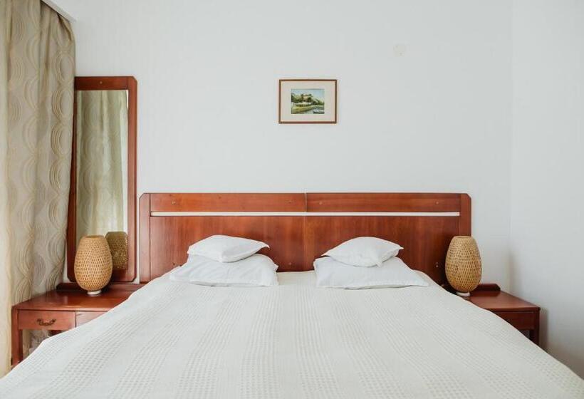 בית מלון כפרי Carmen