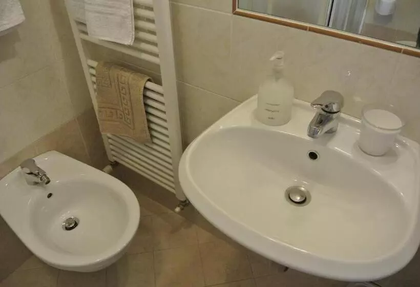 ホテル Conero Camere